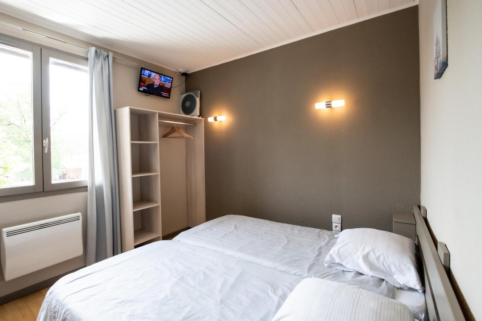 Chez Jostel - Chambre 1 Genay  Eksteriør billede